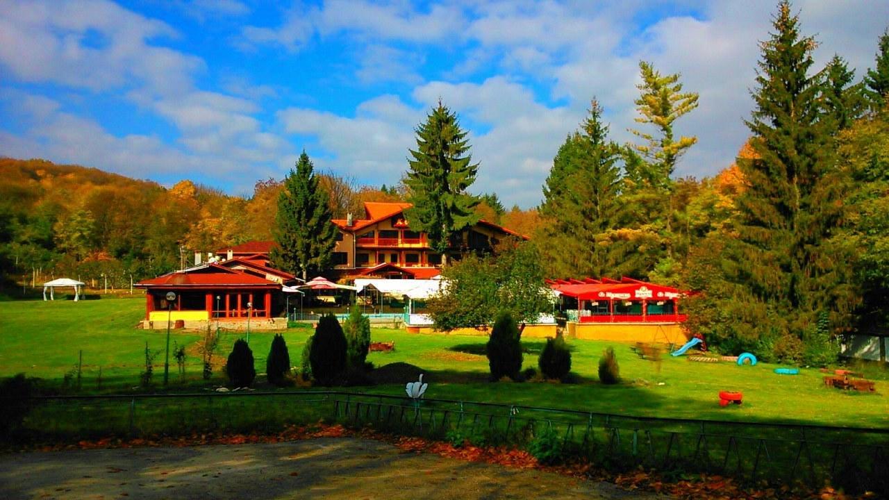 Kovanlika Hotel Razgrad Kültér fotó